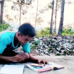 Meski Ditemani Nyamuk dan Keterbatasan Internet Siswa di OKU Selatan Tetap Semangat Belajar