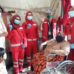 Nafsia Warga Srengseng : Terimakasih PMI Atas Bantuan Kursi Rodanya