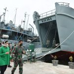 Tiga Kapal TNI AD Angkut Bantuan Kemanusiaan Menuju Kalsel dan Sulbar