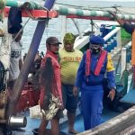 Sat Polairud Polres Gresik Tangkap Tiga Kapal Beserta ABK Pemakai Jaring Trawl
