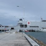 Rumah Sakit Apung TNI Tangani Pasien Korban Gempa di Sulawesi Barat