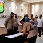 Kapolres Metro Jakbar Pimpin Sertijab Dua Kapolsek