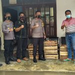 Kapolres Jombang Salurkan Bantuan ke Korban Banjir Desa Bandar Kedung Mulyo