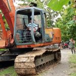 Masuk Lokasi Desa Ngrancang, Alat Berat TMMD 110 Bojonegoro Dapat Pengawalan