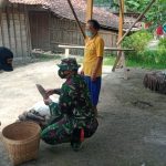 Bahas Sentra Produksi Rumahan, Ini Yang Dilakukan Personel TMMD 110 Kodim Bojonegoro