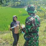Satgas TMMD 110 Bojonegoro Sediakan Masker Gratis Bagi Warga