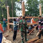 Bangun Poskamling, Satgas TMMD 110 Bojonegoro Hidupkan Kembali Ronda Malam