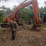 Satgas TMMD 110 Bojonegoro Terus Kebut Pembokaran Paving Jalan Poros