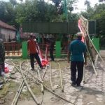 Di Desa Ngrancang, Satgas TMMD 110 Bojonegoro Pasang Umbul-Umbul