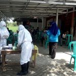TMMD 110 Bojonegoro, Warga Desa Ngrancang Tambakrejo Ikuti Rapid Test Di Balai Desa