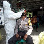 TMMD 110 Bojonegoro, Babinsa Ngrancang Dampingi Bhabinkamtibmas Jalani Rapid Test