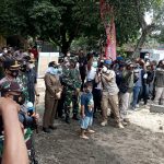Dilokasi TMMD 110 Bojonegoro, Pangdam V/Brawijaya Pantau Prosesi Pemindahan Rumah Warga