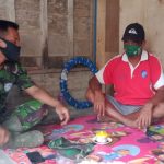 Dilokasi TMMD 110 Tambakrejo, Satgas Bojonegoro Melakukan Komsos Dengan Warga
