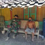 Bangun Kedekatan Dengan Warga Nglambangan, Satgas TMMD 110 Bojonegoro Anjangsana