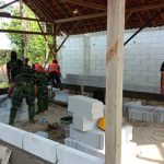 Wujud Kecintaan, Pemkab Bojonegoro Bersama TNI Kerjakan Program Aladin Dalam TMMD 110 Tambakrejo