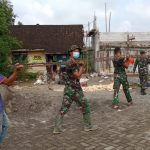 TMMD Kodim Bojonegoro Hantarkan Besi Cor Pembangunan SD Ngrancang