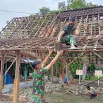 TMMD Kodim Bojonegoro, Satgas Bongkar Rumah Warga Kurang Mampu