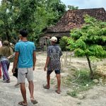 Kompak, Warga Masyarakat Antarkan Makan Untuk Satgas TMMD Kodim Bojonegoro