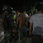 Satgas TMMD 110 Kodim 0415/BTH Evakuasi Warga Laka Tunggal