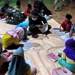 Ciptakan Generasi Muda Berakhlaq, Satgas TMMD Kodim Bojonegoro Jadi Guru Ngaji