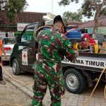 Putus Sebaran Covid, Satgas Dan PMI Lakukan Penyemprotan Disinfektan Dilokasi TMMD Kodim Bojonegoro