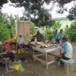 Satgas TMMD Kodim 0415/BTH Dijamu Padamaran oleh Warga Sungai Terap