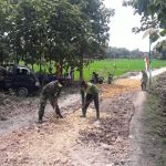Sejahterakan Warga, TNI Garap Pembangunan Jalan Program TMMD Kodim Bojonegoro