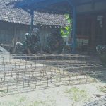 Satuan Tugas TMMD Bojonegoro Lakukan Pembesian Garap Cor Pondasi