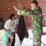 Satgas TMMD 110 Bojonegoro, Bantu Bidan Desa Laksanakan Posyandu