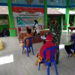 Satgas TMMD Bojonegoro Bantu Menyiapkan Berkas Pengajuan Bansos