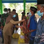 Satgas TMMD Bojonegoro Turut Pendampingan Pendistribusian Bansos
