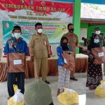 Paket Sembako Untuk Lansia Pada Program TMMD Tambakrejo Bojonegoro