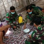 Satuan Tugas TMMD Bojonegoro Bantu Warga Siapkan Makan Siang