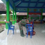 Satuan Tugas TMMD Bojonegoro Dampingi Warga Urus E-KTP