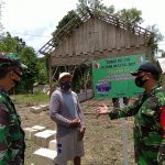 Dansatgas TMMD Bojonegoro Monitoring Pekerjaan Rehab RTLH Aladin Desa Ngrancang
