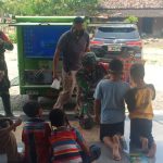 Sambangi Anak-Anak Jatimulyo, Ini Kata Kades Dengan Kehadiran SI MOKOS TMMD Bojonegoro