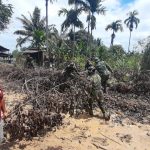 Walau Istirahat, Satgas TMMD 110 Kodim 0415/BTH Tetap Bantu Warga Gotong-royong