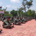 Vaksinasi Covid-19, Dansatgas TMMD Bojonegoro Ingatkan Tetap Patuhi Prokes