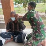 Satgas TMMD Bojonegoro Bagikan Masker Jamaah Masjid Desa Jatimulyo