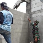 TMMD Bojonegoro Di Tambakrejo, Satgas Kerjakan Sasaran Plester Dinding Gedung SDN Ngrancang