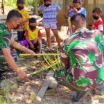 Akrab, Satgas TMMD Kodim Bojonegoro Ajak Anak Ngrancang Bermain Tradisional