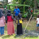 Antusia Anak Dusun Ngrambah Sambut SI MOKOS Satgas TMMD Bojonegoro