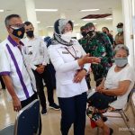 SEKO Jakarta Barat Tinjau Lansung Vaksinasi Masal Lansia di TSI Semanan Kalideres