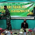 Dandim 0416/Bute Serahkan Bantuan Sembako Kepada Ponpes Al – Falah Pada Dini Hari