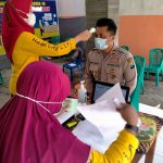 Anggota Polsek Pucanglaban Ikuti Vaksinasi Tahap 2 di Puskesmas Pucanglaban