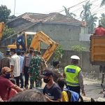 Akhirnya Pemda Kota Tangerang Bongkar Paksa Tembok Pagar