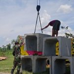 Satgas TMMD Kodim Bojonegoro Lansir U-Ditch Drainase Dusun Kalongan