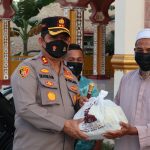 Kapolres Batu Bara Berikan Bantuan Pada Pengurus Mesjid