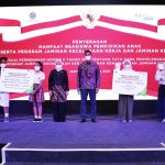 BPJS Naker Realisasikan Kenaikan Beasiswa Rp 174 Juta Untuk 2 Orang Anak