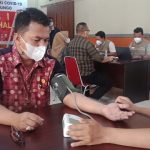 Keluarga Besar Kejari Bungo Menerima Suntikan Vaksin Tahap I